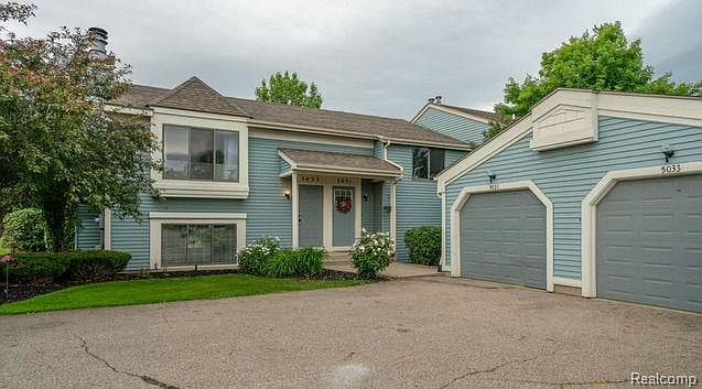 1st image of 5033 Stauffer Ave SE
