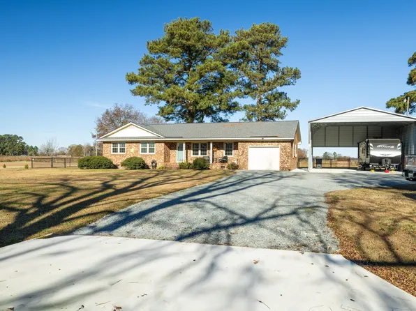 760 Eugene Jernigan Rd, Dunn, NC 28334