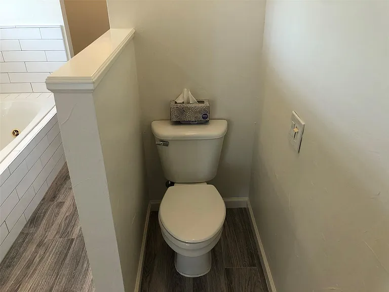 809 Malabar St — Photo 33