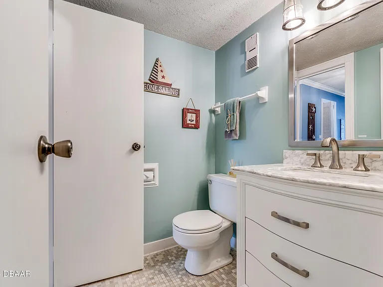 935 N Halifax Ave #410 — Photo 16