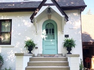 540 S Highland Ave, Arlington Heights, IL 60005