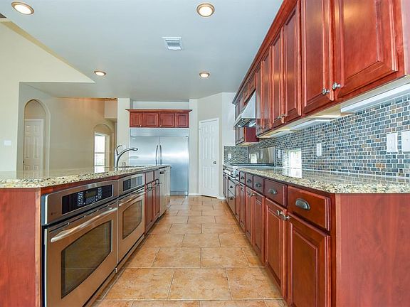3rd image of 14803 Meridian Park Ln