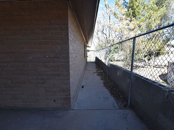 5th image of 436 Tania Dr