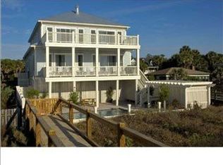 919 E Arctic Ave, Folly Beach, SC 29439