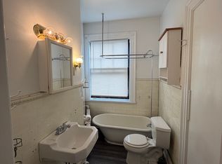 133 S Lake Ave APT 4, Albany, NY 12208