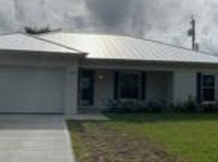 123 Highland Dr SW, Vero Beach, FL 32962