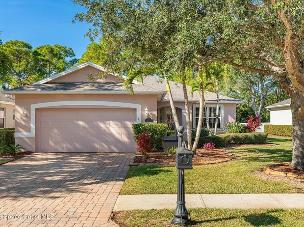 571 Gardendale Cir SE, Palm Bay, FL 32909