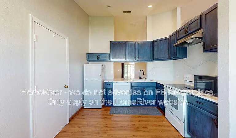 2378 Sunset Pointe Dr — Photo 7