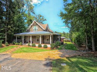 190 Possum Point Dr, Eatonton, GA 31024