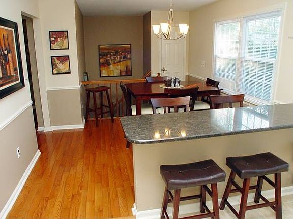 Kitchen/DR
