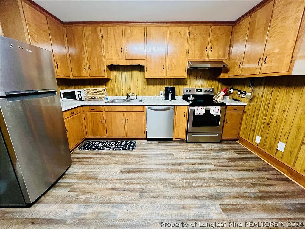 1 bed, 1.0 bath, 750 sqft, $1,000 — Photo 2