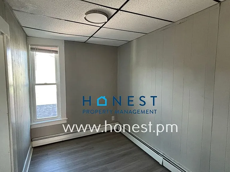 9 Maple St #4 — Photo 16