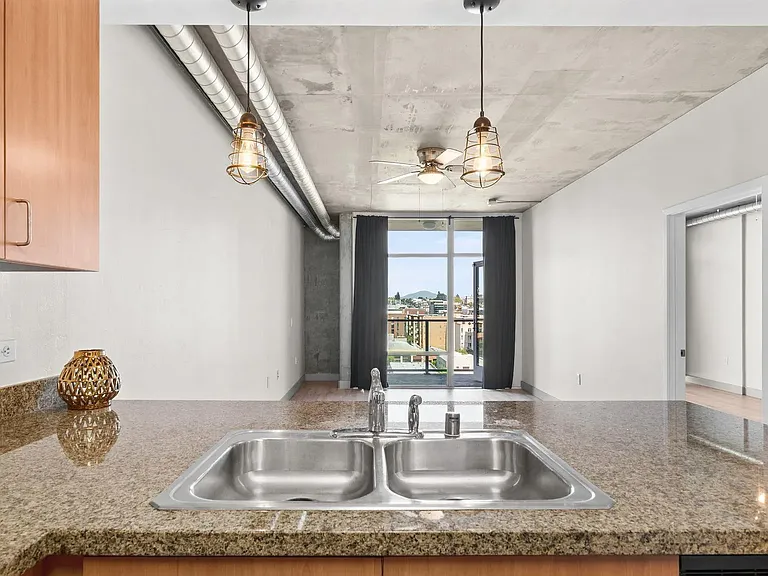 1080 Park Blvd #710 — Photo 8