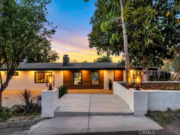 22505 Macfarlane Dr, Woodland Hills, CA 91364