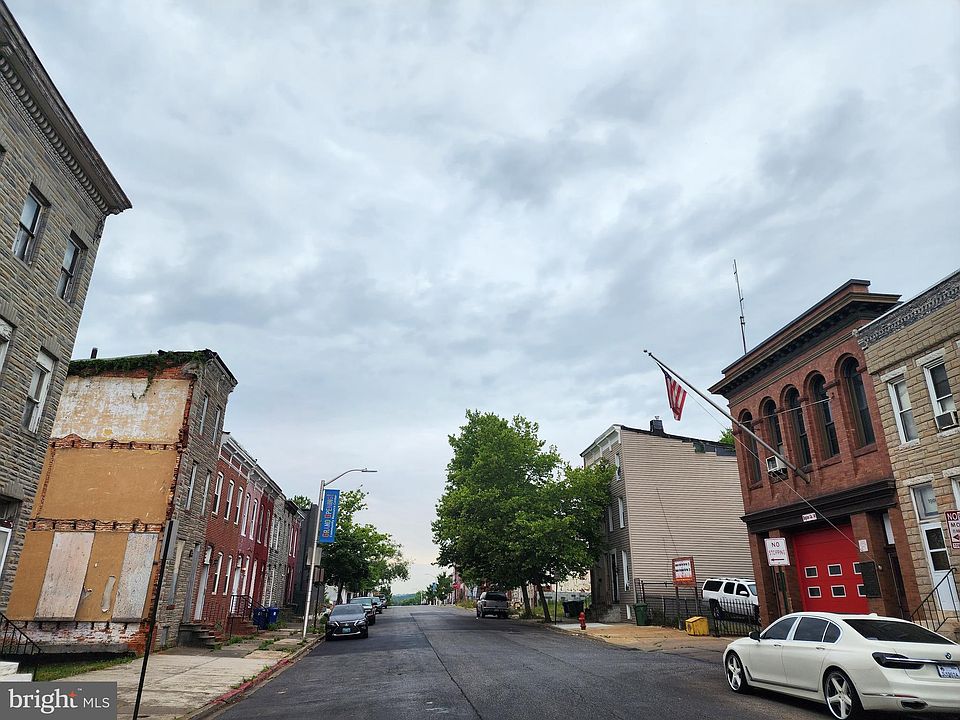 2nd image of 1913 Hollins St