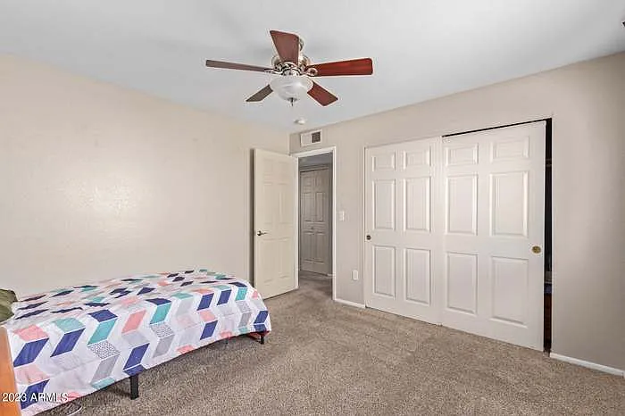 1014 E Spence Ave — Photo 17