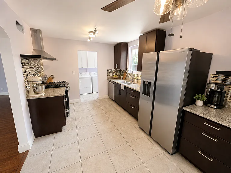 2849 Devonshire Ave — Photo 6