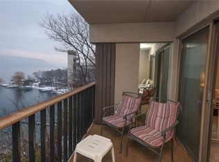 16 Cliffside Dr S, Canandaigua, NY 14424