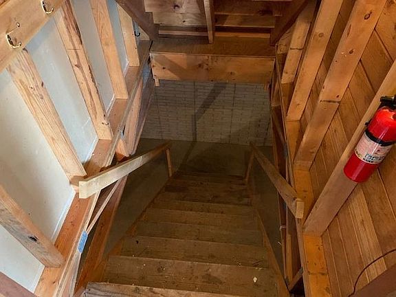 steps to basement