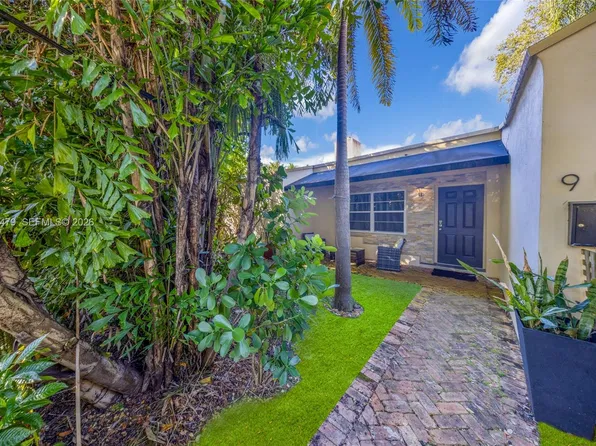 917 NE 16th Ter, Fort Lauderdale, FL 33304