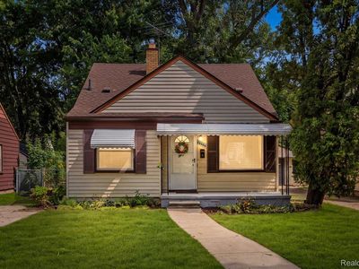 24300 Cloverlawn St, Oak Park, MI, 48237