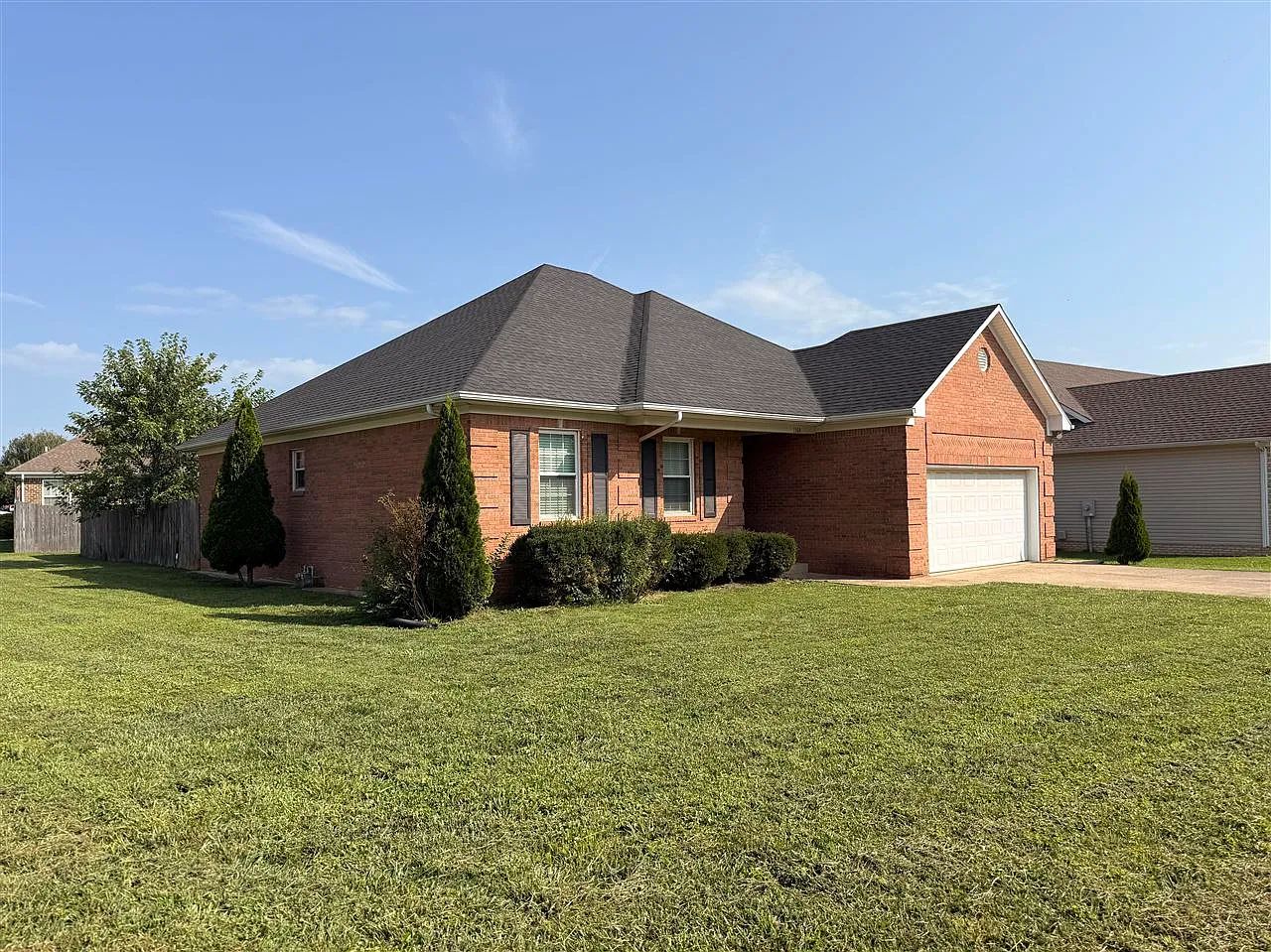 3 bed, 1460 sqft, $1,800 — Photo 3