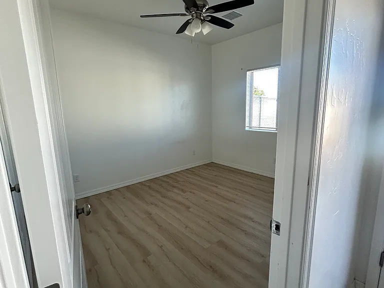 4065 N Arizona St — Photo 6