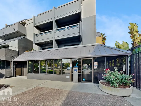 7 Embarcadero W APT 115, Oakland, CA 94607