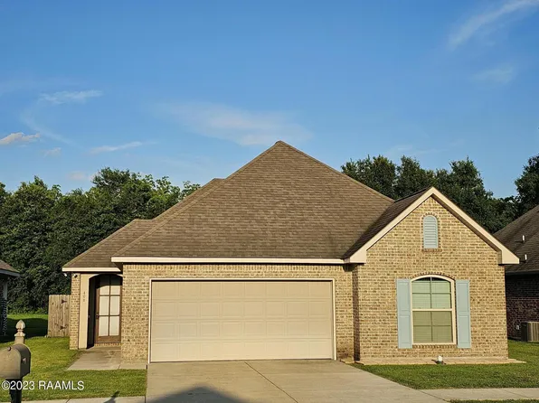 406 Wisteria Bend Cir, Carencro, LA 70520