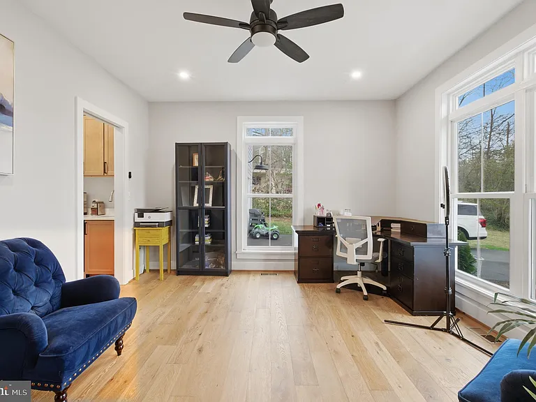 1304 Gahant Rd — Photo 10