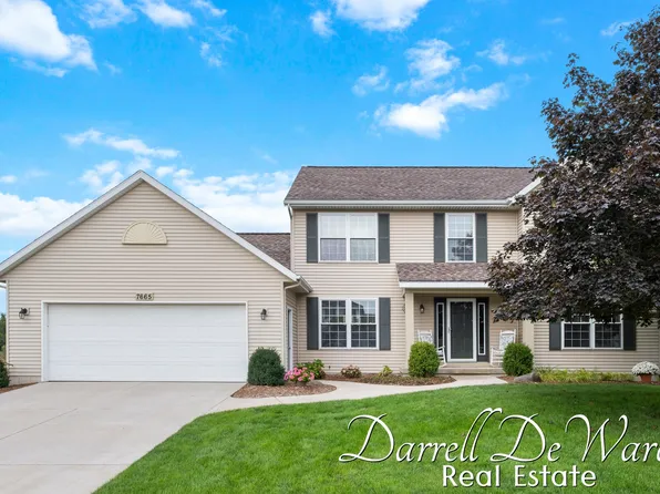 7665 Golf Meadows Dr SE, Caledonia, MI 49316