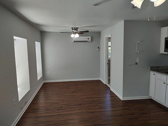 2nd image of 22694 Washington St #4