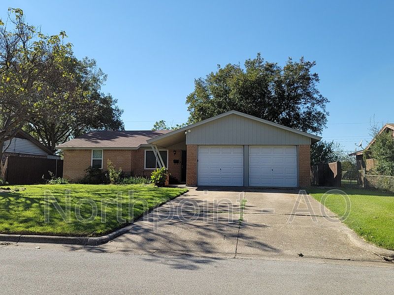 313 McCurdy St, Crowley, TX 76036 Zillow