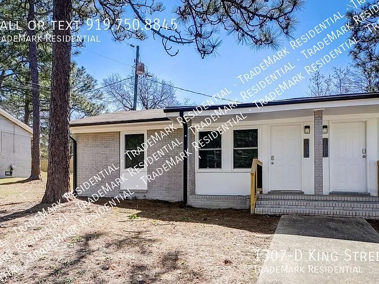 1307D King St — Photo 1