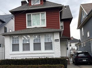 1031 E 32nd St, Brooklyn, NY 11210