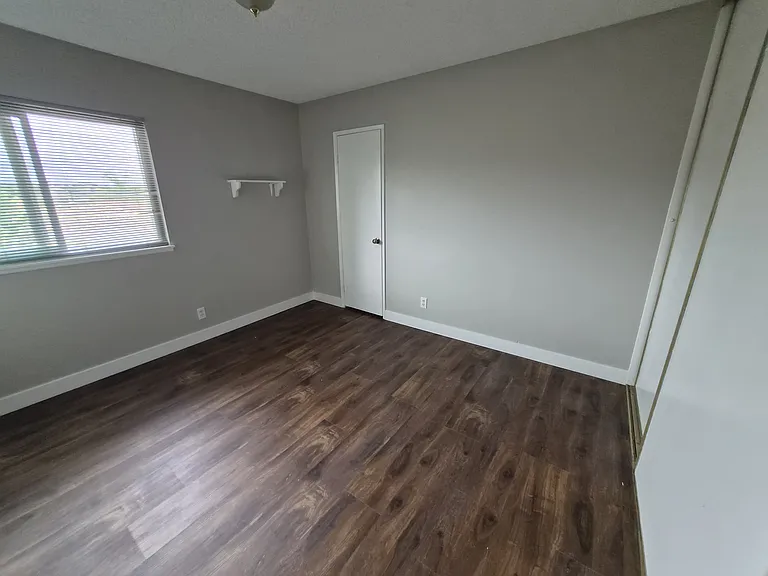 2944 Dee Ln — Photo 11
