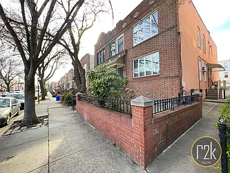 Rented by Realty 2000 Corp