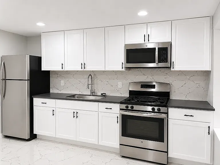 68 Philip St #BASEMENT — Photo 2