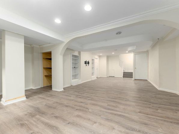 529 North 68th STREET, Wauwatosa, WI 53213