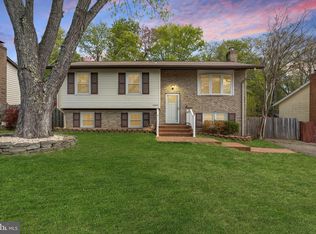 15013 Carlsbad Rd, Woodbridge, VA 22193