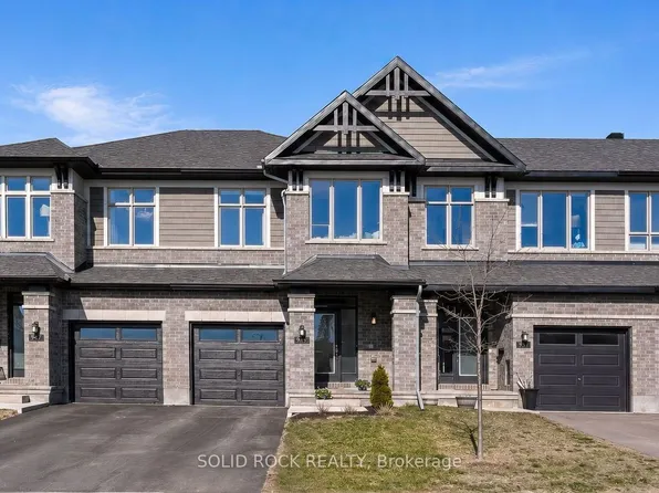 949 Omagaki Way, Ottawa, ON K1X 0J3
