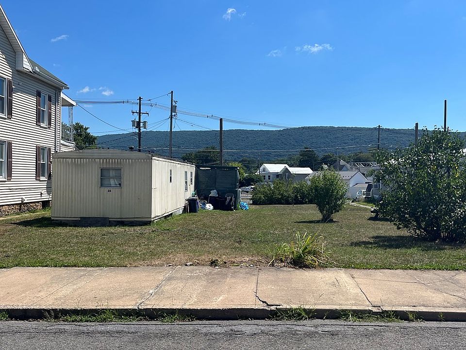 2nd image of 26 Pannebaker Ave