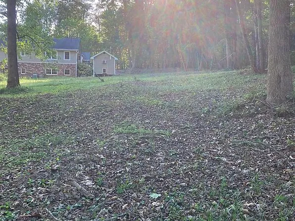 95 Pine Lake Cir, Cumming, GA 30040