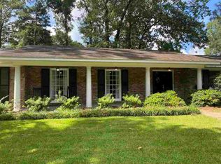 861 Timberlain Dr, Jackson, MS 39211