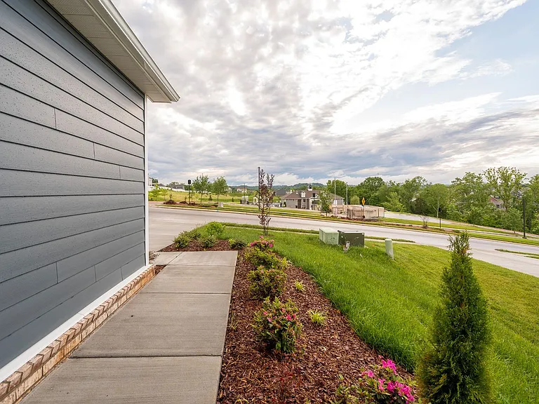 3206 Hearth Hollow Rd — Photo 9