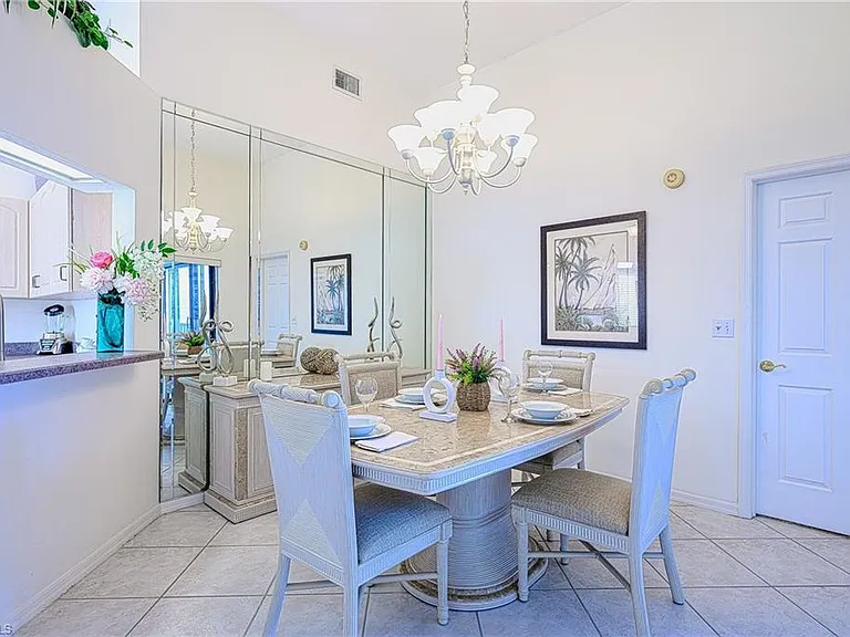 613 Beachwalk Cir #J — Photo 12