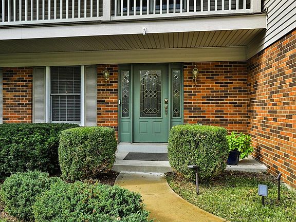 2nd image of 529 Cross Green Ln