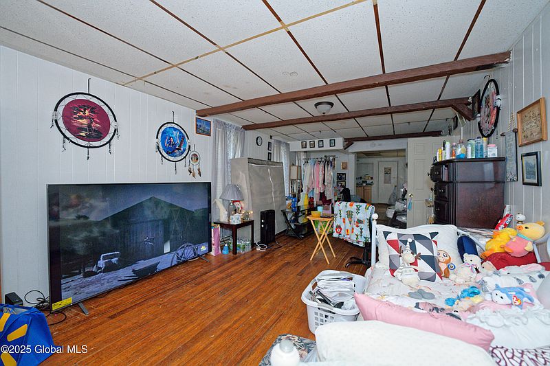 3rd image of 12 Paulding Street