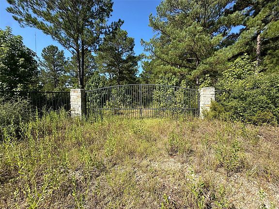 2nd image of 1034 Lloyd Bell Rd