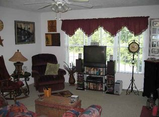 2305 Neptune Way, Kitty Hawk, NC 27949